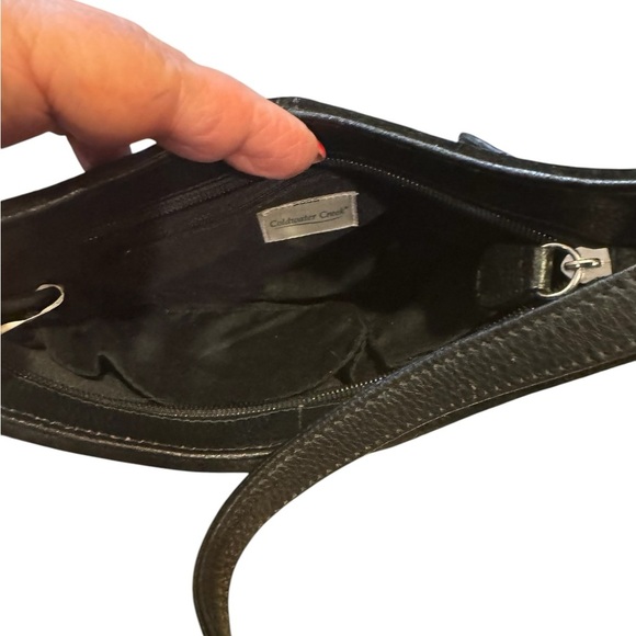 Cold Water Creek faux suede, ruffled shoulder bag, black - Picture 5 of 6